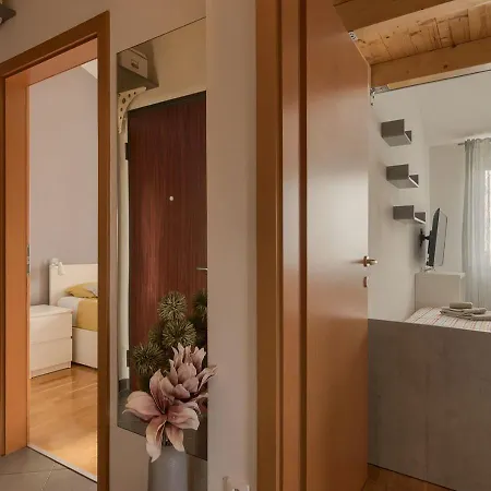 Leki - Newly Renovated, Modern Spot Apartment *